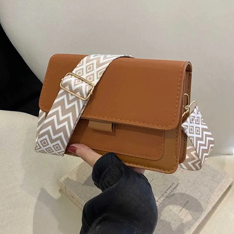 Modische Umhängetasche mit breitem Riemen, für den täglichen Gebrauch, quadratisch, matt, Pu-Leder, Handtaschen für Frauen C241018_voghion.com