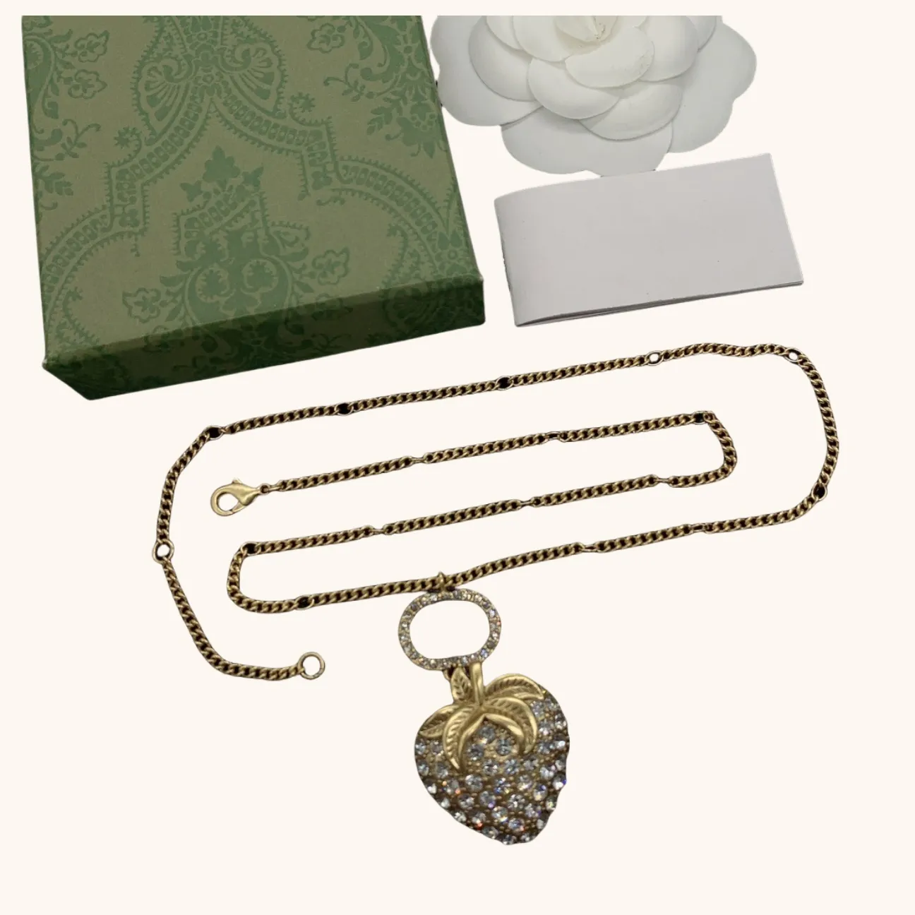 Gold Plated Crystal Strawberry Pendant Necklace For Women Wedding_voghion.com