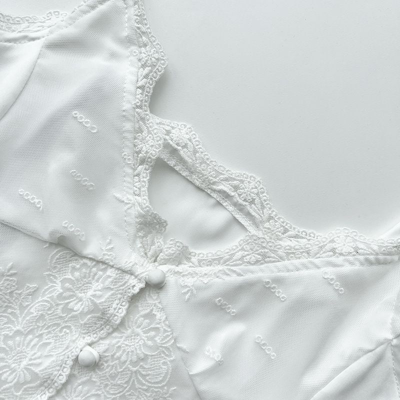 Nouveau haut d'été en satin et dentelle blanche pour femme, coupe slim, petit caraco à boutons, 3403_voghion.com