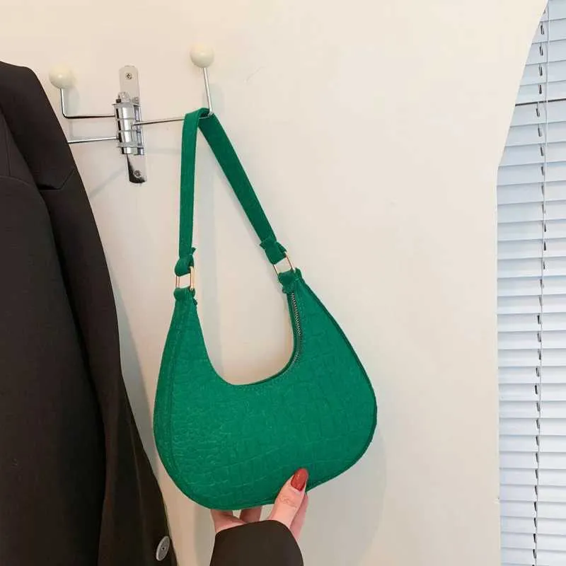 Retro afslappet håndtaske i ren filt, moderigtigt undertøj, high-end design, dameskulderdesigner i ensfarvet affaldspose_voghion.com