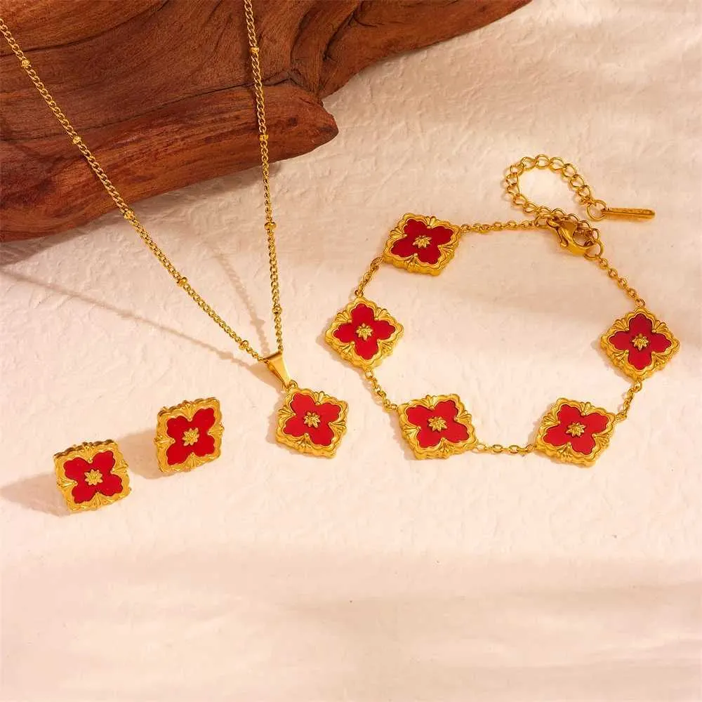 Pendant Necklaces Vintage 4 Leaf Flower Jewelry Set for Women Gift Fashion Stainless Steel Four Clover Charm Bracelet_voghion.com