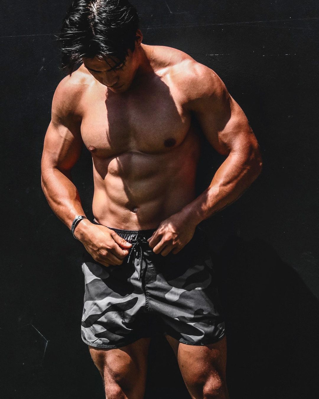 Men's Camo Training Shorts - 5" Gym Workout Shorts For Running & Squats (Breathable Quick-Dry Anti-Chafing Liner Lightweight & Stretchy)​​_voghion.com