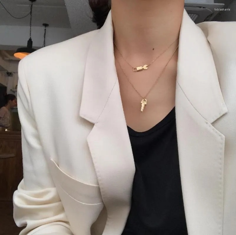 Collane con ciondolo Collana con lucchetto a chiave per donne Ragazze 2022 Moda Chocker all'ingrosso Bellezza Collo Gioielli Prezzo in calo_voghion.com
