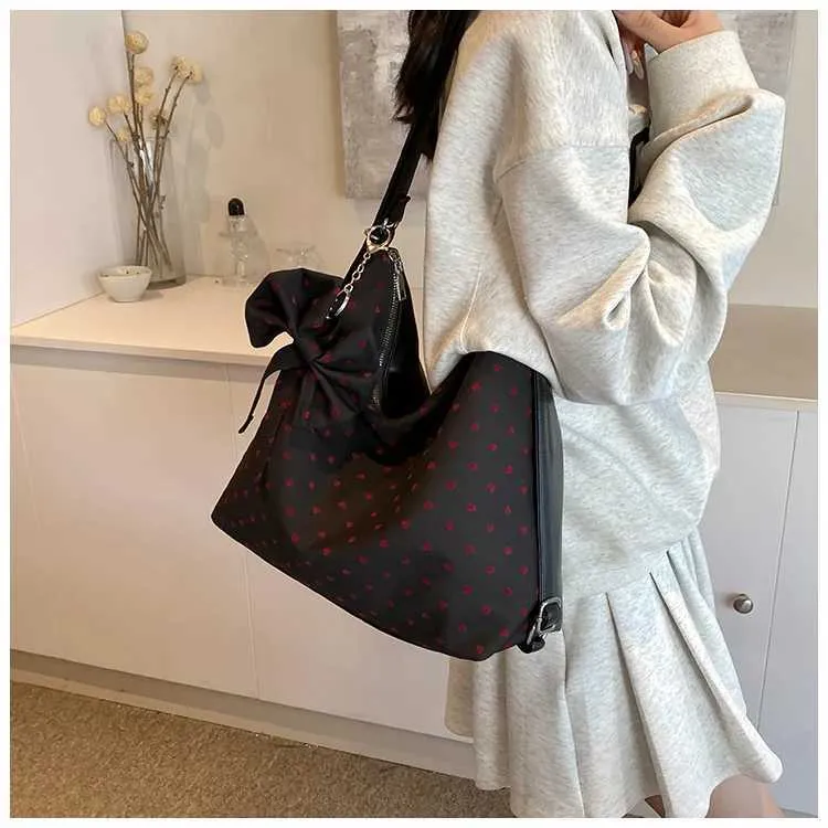 Vintage Women Canvas Backpacks Hearts Print Casual Crossbody Large Capacity Tote Packs Versatile Female Shoulder Bag_voghion.com