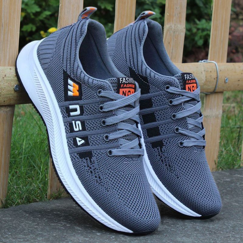 New Breathable Flyknit Workwear Outdoor Running Sports Simple and Easy to Wear Casual Men's Shoes