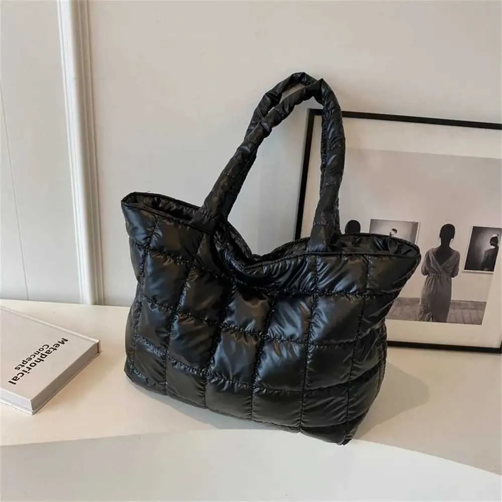 Quilted Puffy Tote Bag For Women Large Capacity Padded Shoulder_voghion.com