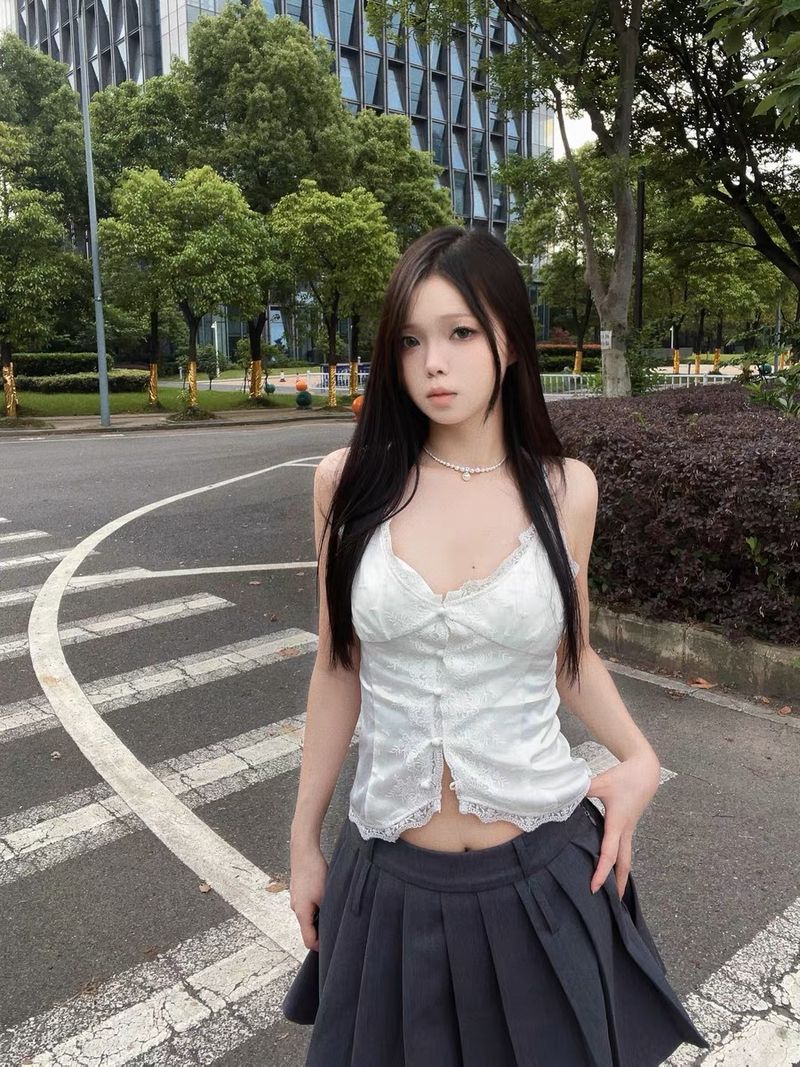 Nouveau haut d'été en satin et dentelle blanche pour femme, coupe slim, petit caraco à boutons, 3403_voghion.com