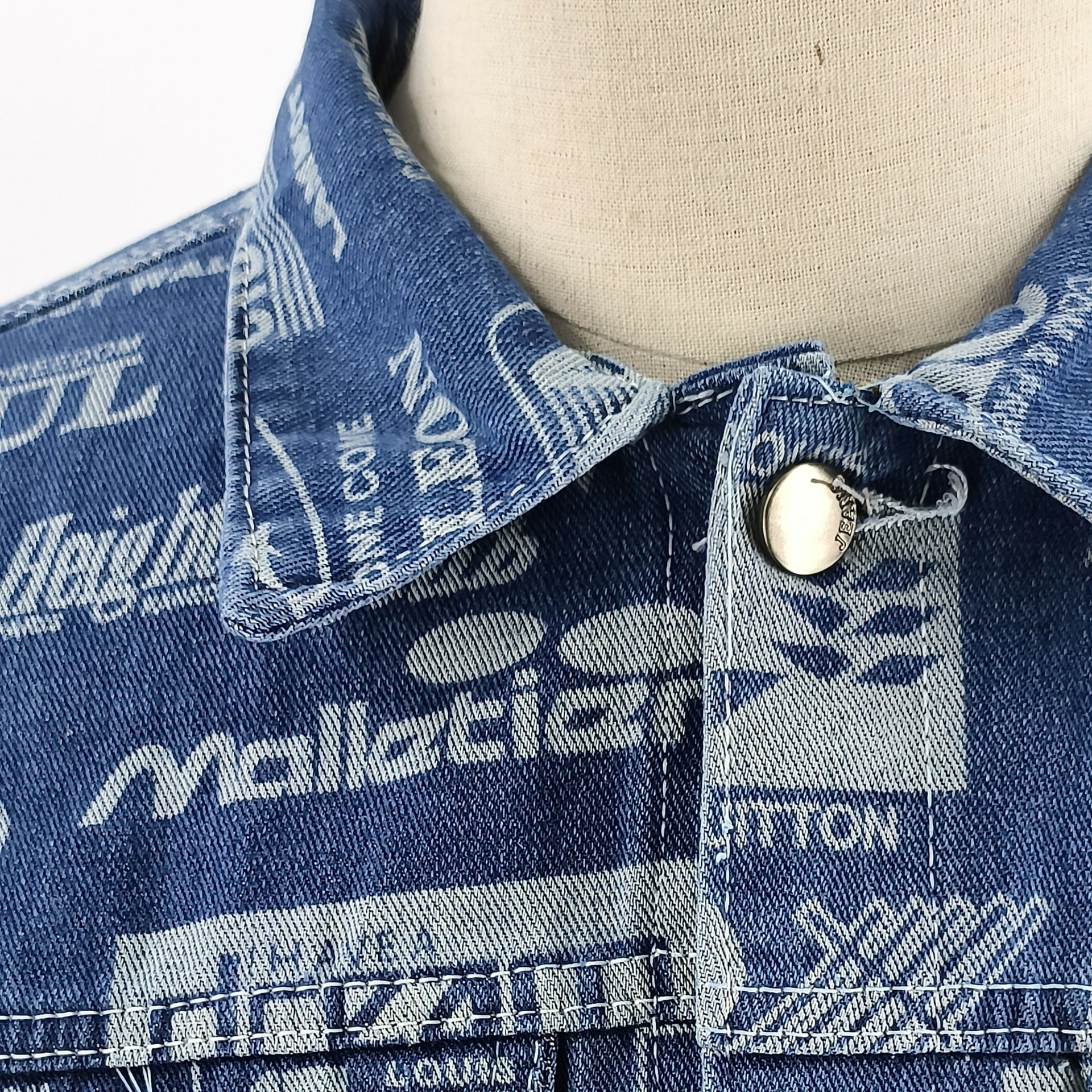 Herrenoberbekleidung Winter 2025 neue Druckmuster Revers Button Up Jacke 1420_voghion.com