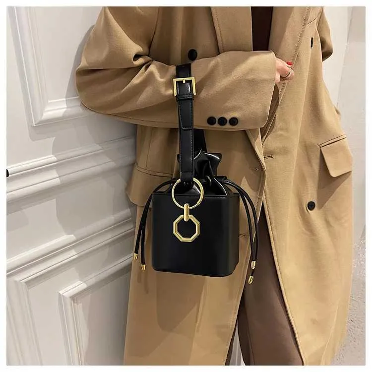 Vintage Mini Crossbody Bag For Women Solid Colour Fashion Handbag_voghion.com