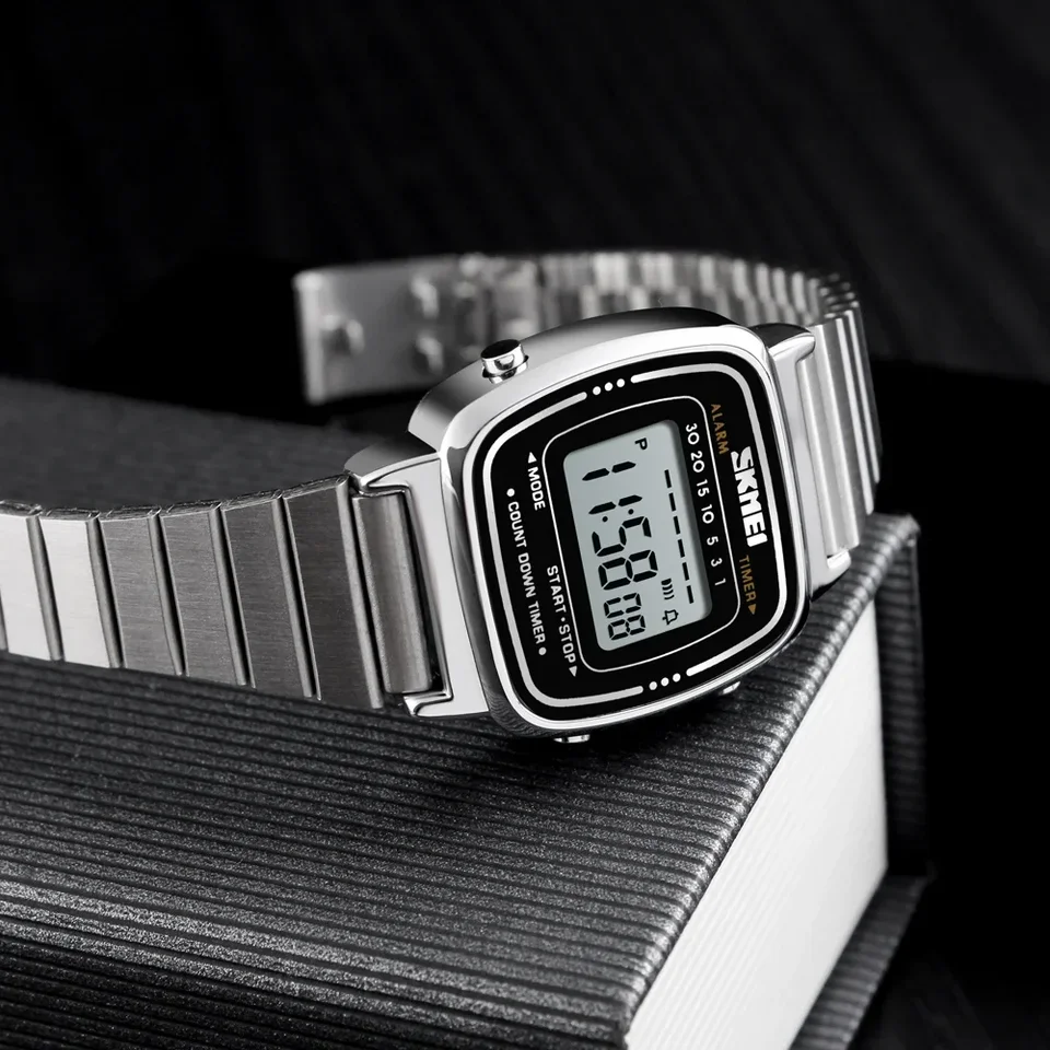 Women's Digital Watch Stainless Steel Luxury Quartz Wristwatch_voghion.com