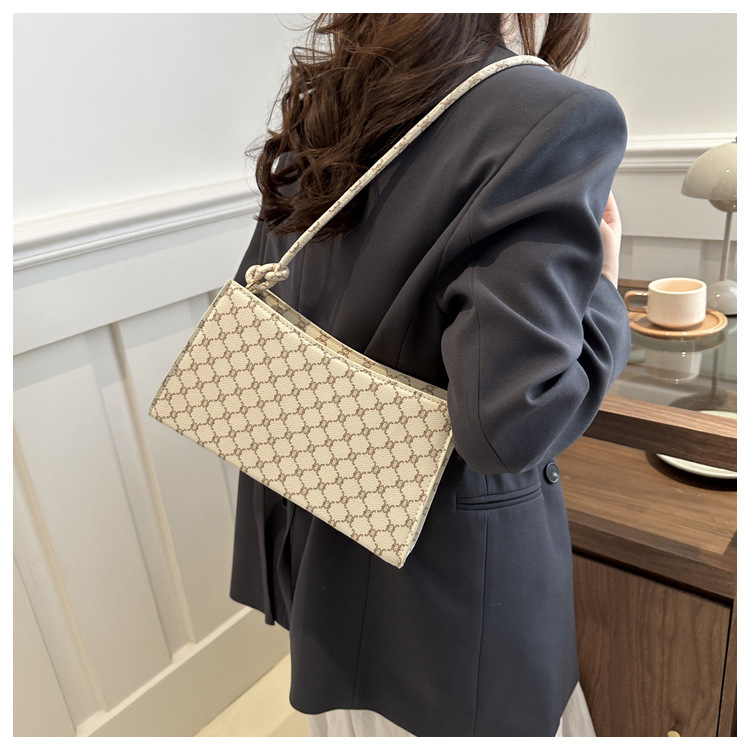 Borsa a tracolla singola con texture, da usare sotto le ascelle, 2024, nuova borsa a tracolla stampata, alla moda e alla moda, piccola borsa quadrata per i pendolari_voghion.com