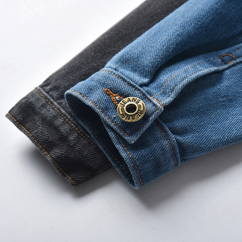 Mother&Kids Giacca in denim per bambini abbinata ai colori dei migliori vestiti strappati per ragazzi e ragazze_voghion.com