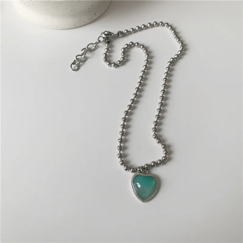 Collana con pendente a cuore e angelo da donna con strass e chiusura_voghion.com