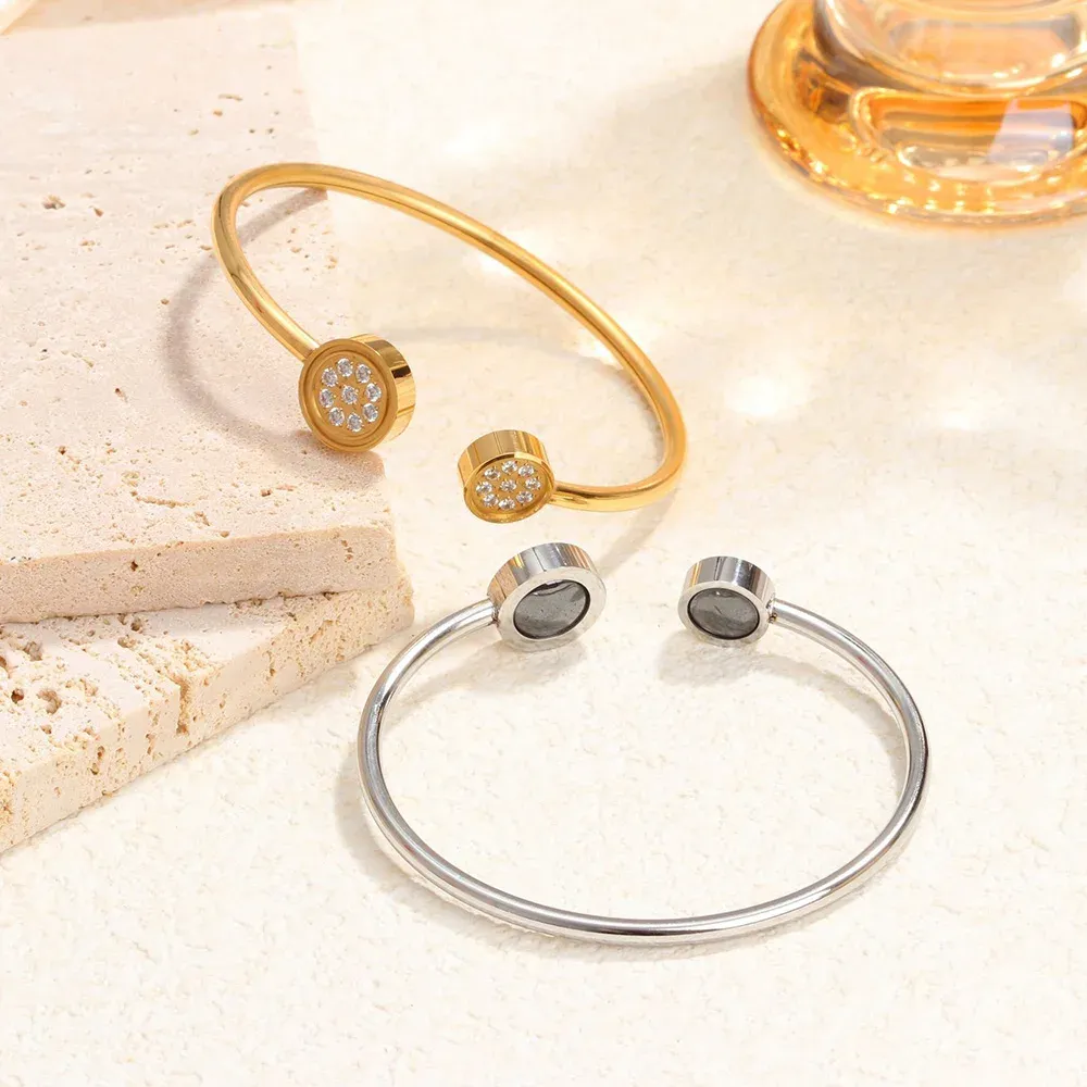 Dubbele hart cuff armband voor dames met zirkonia inglegd_voghion.com