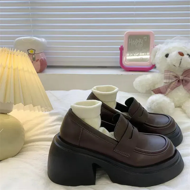 Women's Platform Loafers British Style Leather Derby Shoes_voghion.com