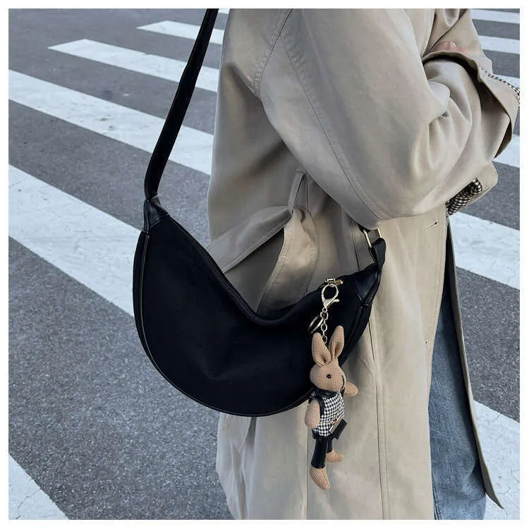 Borsa a spalla e borsa hobo in tweed effetto satinato_voghion.com