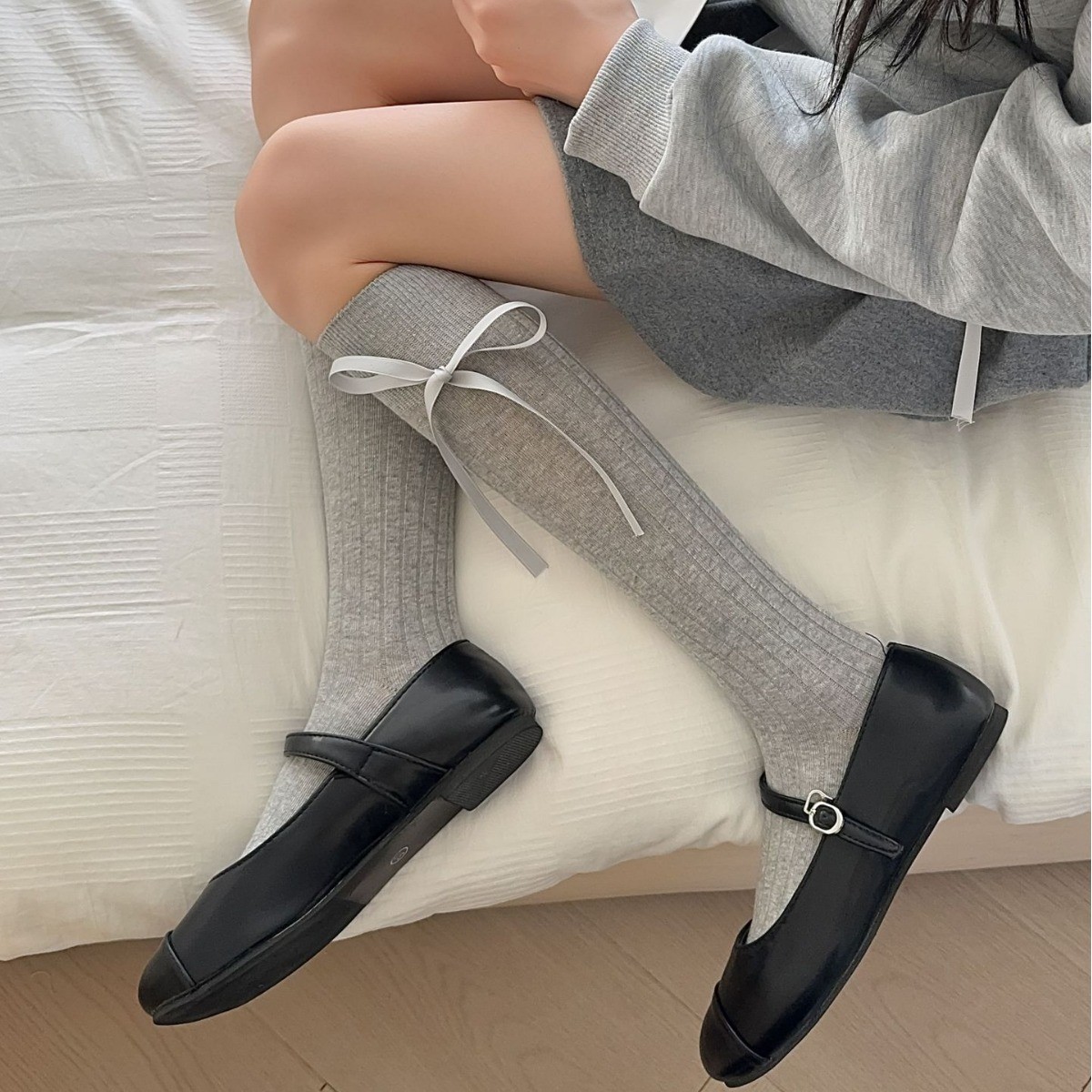 Wade für Frauen JK-Stil mit Schleife Lange Röhre Frühling Sommer Vielseitige süße Mädchen Einfarbige Lolita-Socken_voghion.com