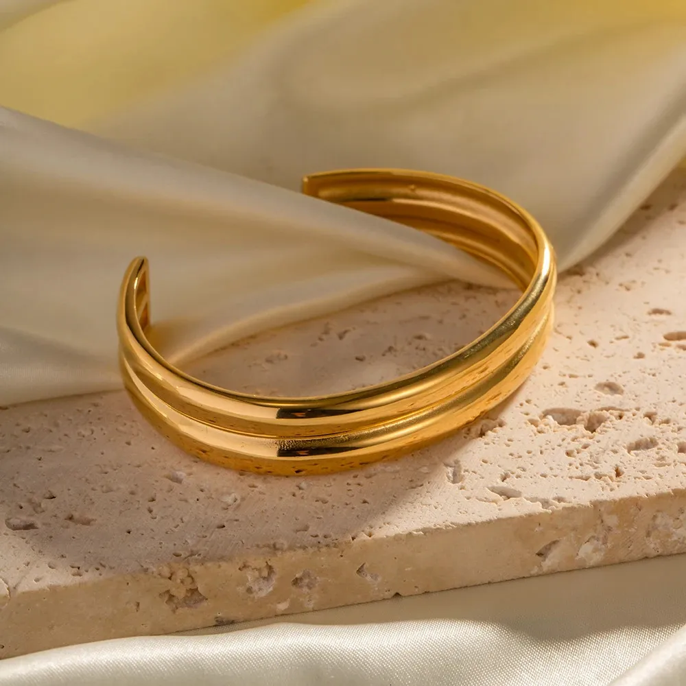 Guldpläterat armband i rostfritt stål för damer minimalistiskt_voghion.com