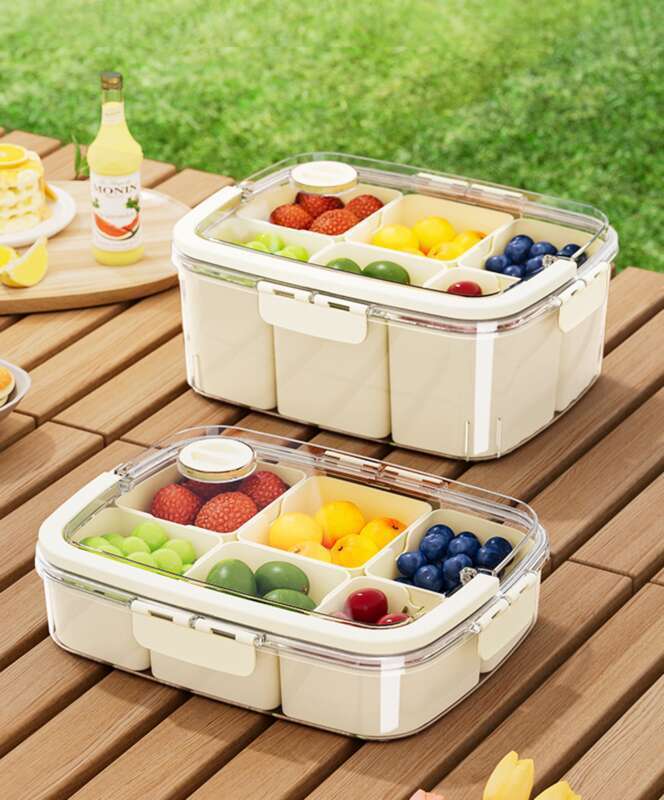 Zapomenutá čerstvá uzavřená bento krabička, průhledný oběd s víkem, úložný box na jídlo a ovoce_voghion.com