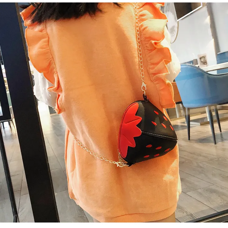 Kids Strawberry Shape Messenger Bags Cute Girls Princess Purse Children Chain Shoulder Outdoor Fruit Crossbody Bag M1169_voghion.com