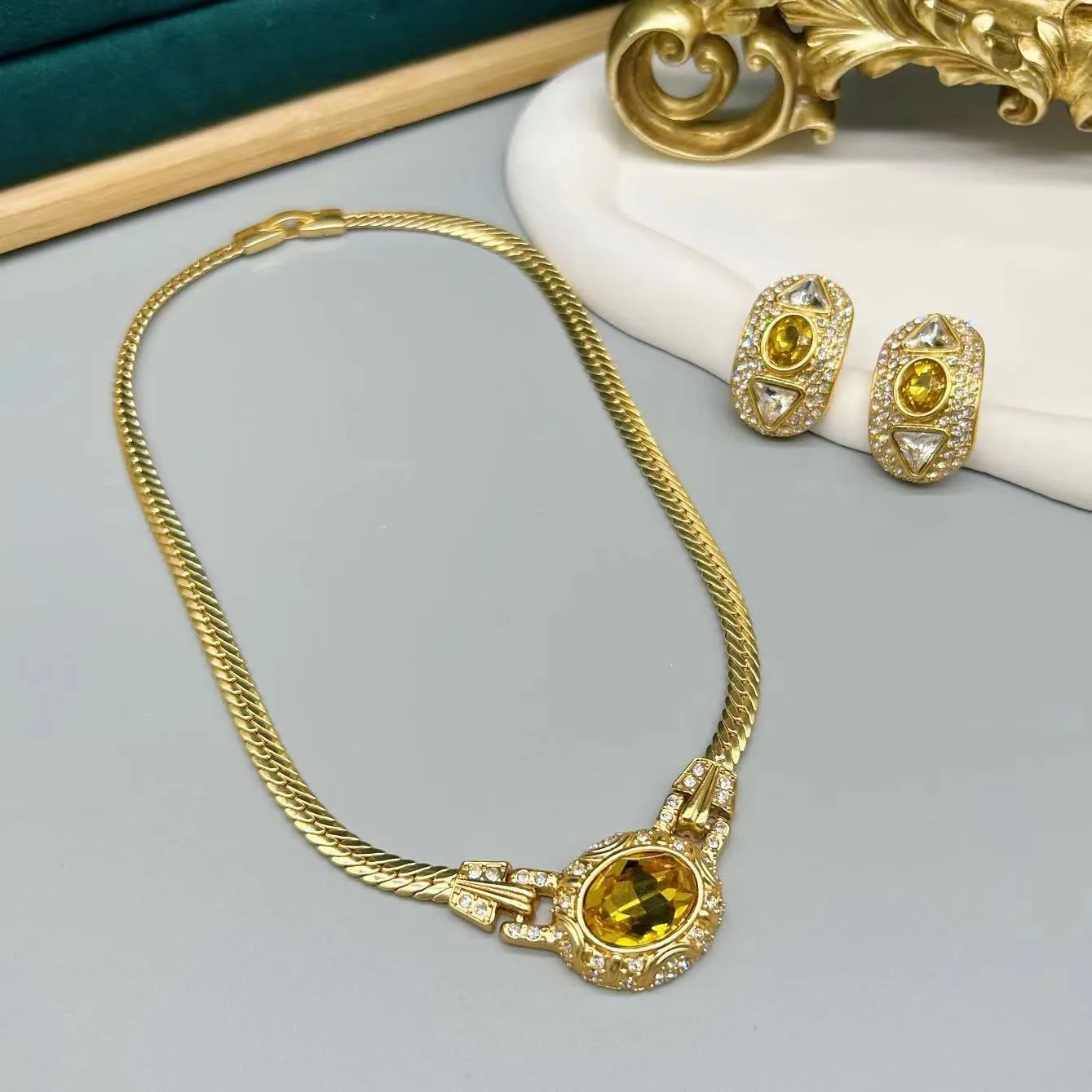 Ketten Vintage Smart Topaz Kette Halskette für Frauen_voghion.com