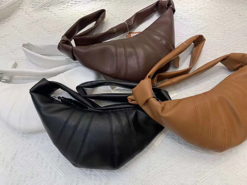 Croissant schoudertas voor dames van echt leer retro stijl_voghion.com
