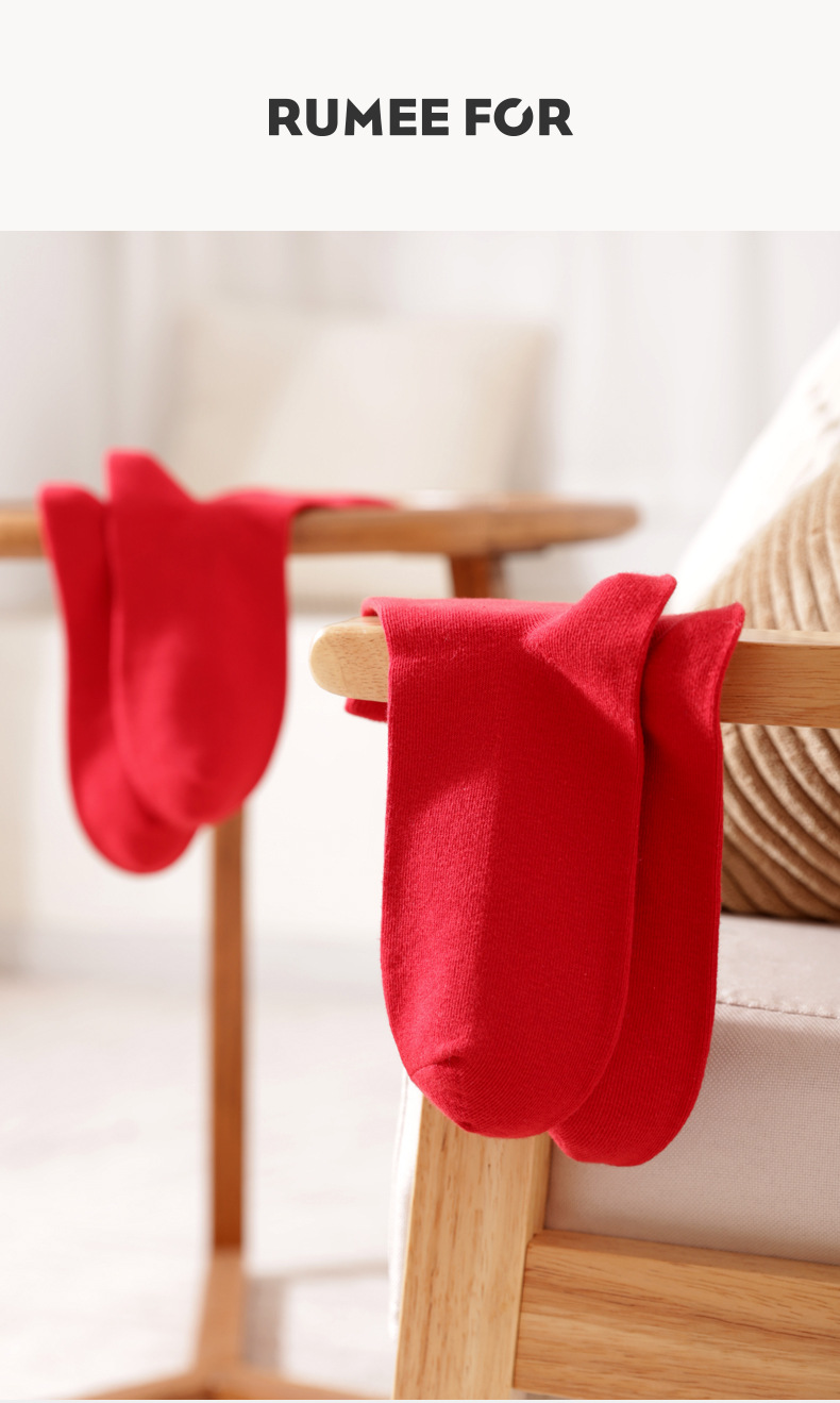 Red Crew Socks Pure Cotton Breathable Mid-calf Wedding Socks_voghion.com