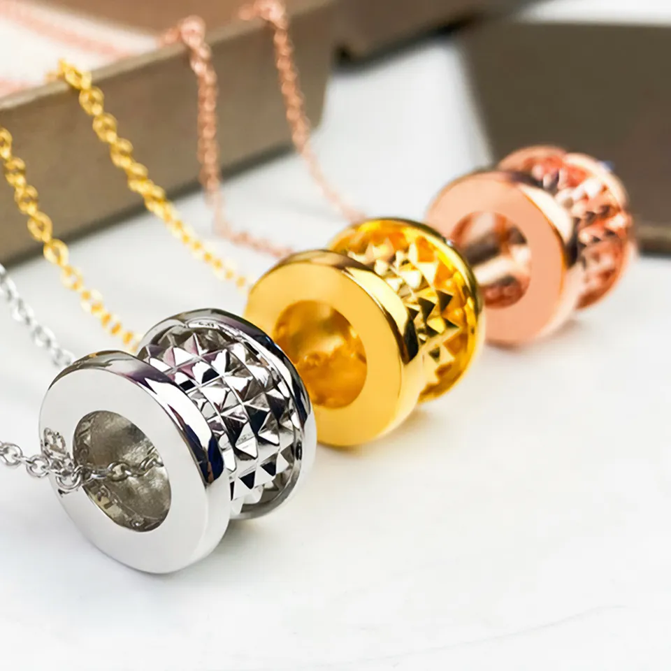 gioielli designer donne ciondolo oro regalo gioielli designer schmuck ciondolo collana_voghion.com