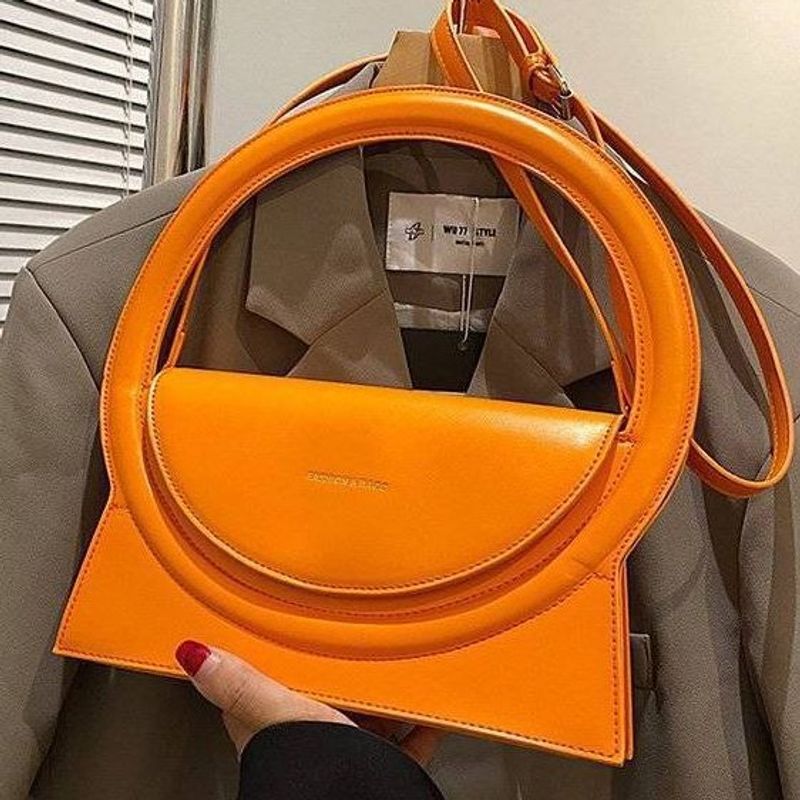 Guangzhou 2023 Neue Sommermode Duftender Wind Damen Lingge Kette Einzelne Schulter Umhängetasche Kleine Tasche_voghion.com