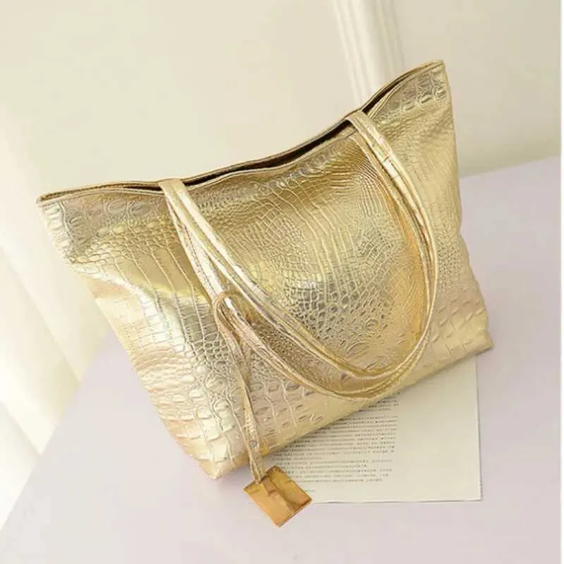 Elegant Large Tote Shoulder Handbag In Black Gold And Silver_voghion.com