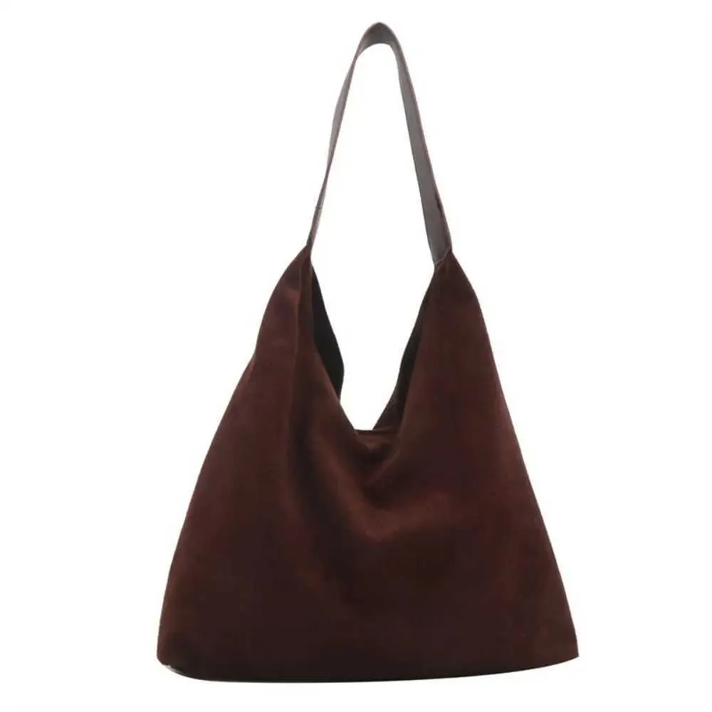 Borsa da designer Borsa da viaggio alla moda retrò in pelle scamosciata grande capacità alla moda per biancheria intima semplice borsa a tracolla Y241115_voghion.com