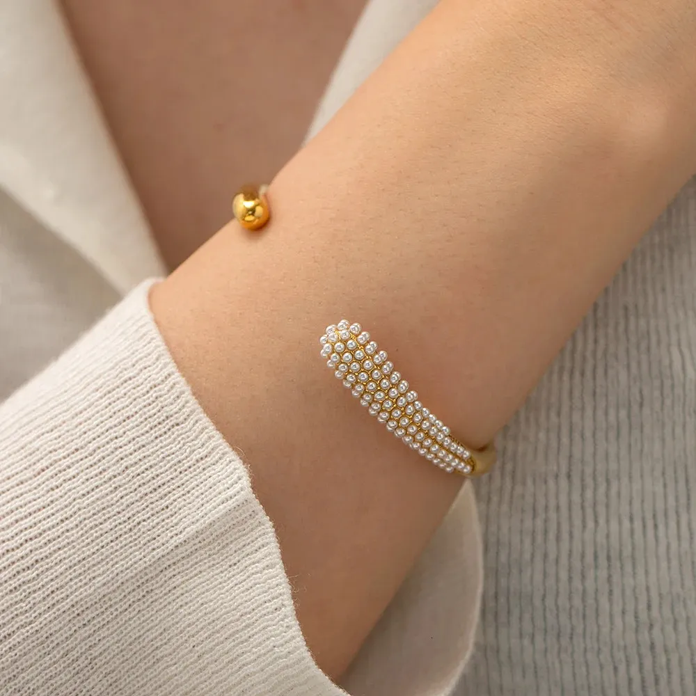 Stainless Steel Cuff Bangle Gold Plated Statement Bracelet_voghion.com