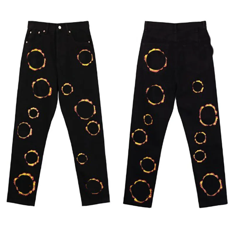 Designer Puff Print Hochwertiger Denim Zerrissene gewaschene Arbeit Schlanke Herrenhose Knopfart Winter Warme Jeans_voghion.com