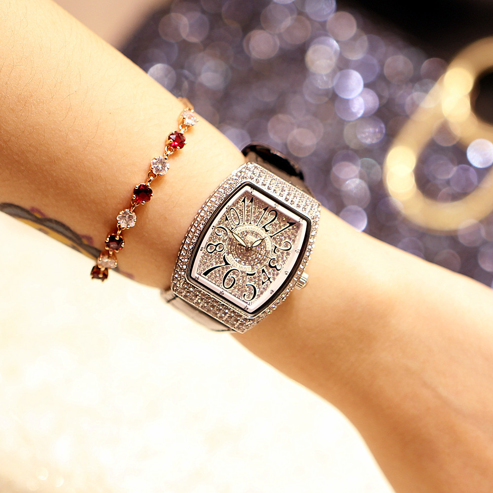Reloj universal de moda para mujer con correa auténtica, resistente al agua, con forma de cubo de vino lleno de diamantes, moderno para hombre._voghion.com