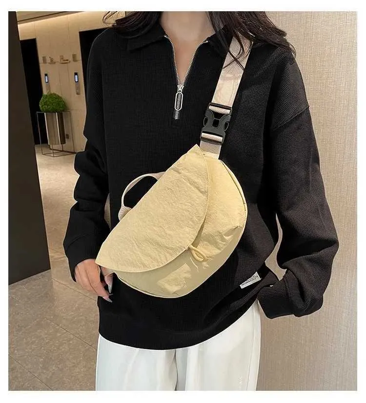 Borsa a tracolla elegante da donna borsa spalla e marsupio nylon_voghion.com