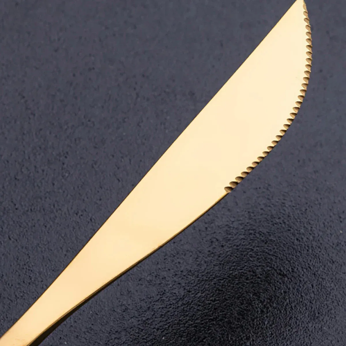 24-Pc Cutlery Set - Mirror Finish｜Gift Box｜EU Food Safe_voghion.com