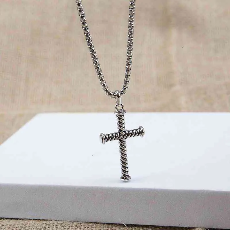 Cross Pendant Necklace For Men And Women Designer Jewelry_voghion.com