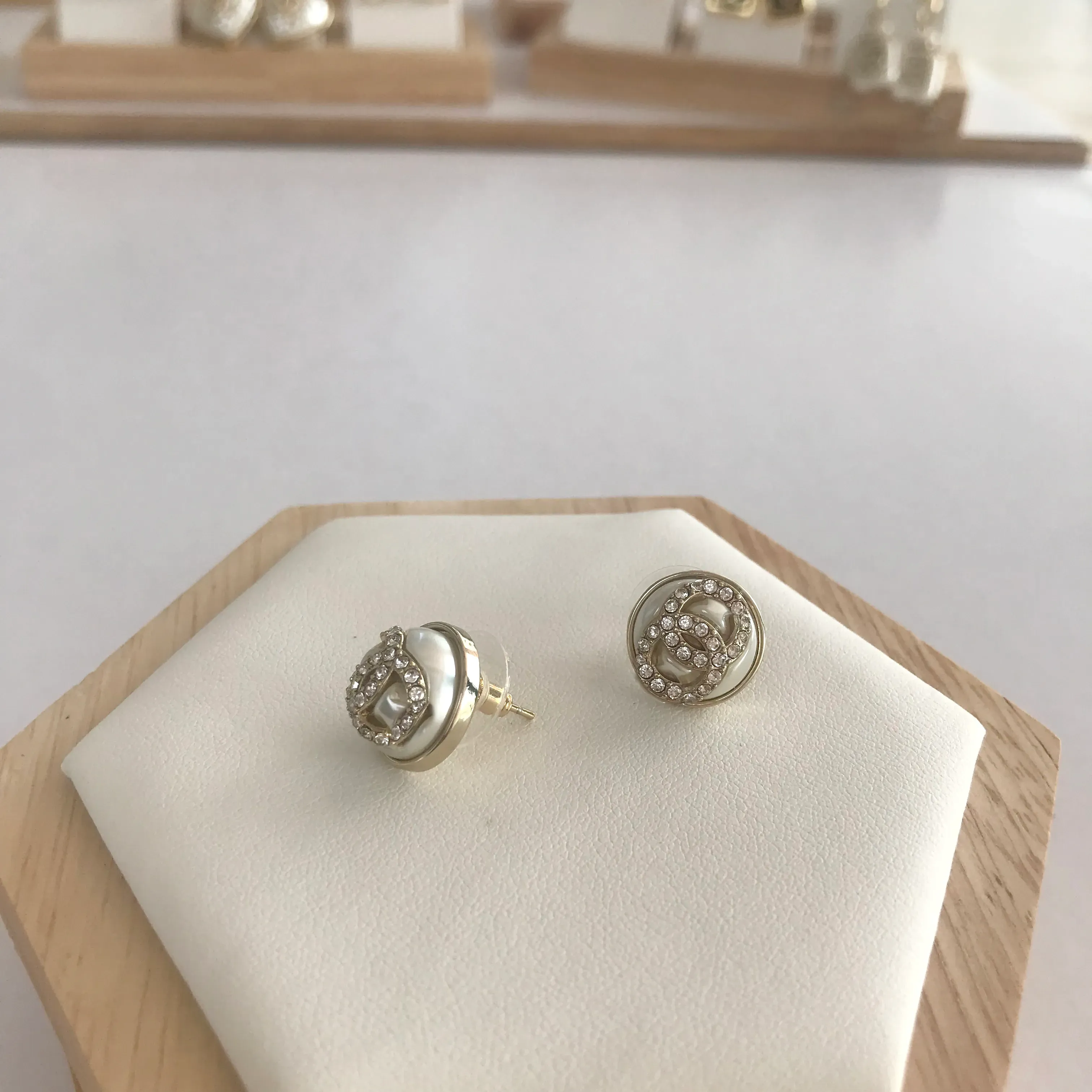 Designer für Frauen Doppelperlenohrringe Ohrstecker Diamantperlen Baumeln Ohrringe Hohe Qualität Nicht verblassen 19 Stile Hochzeit_voghion.com