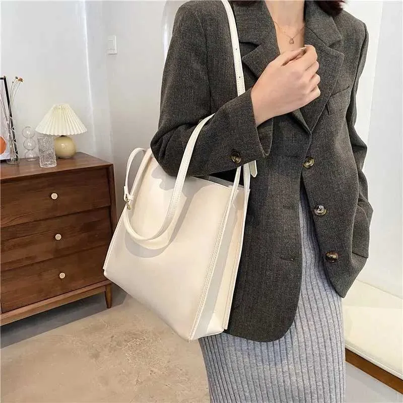 Women's Shoulder Bag Large Capacity Pu Leather Retro Bucket Bag_voghion.com