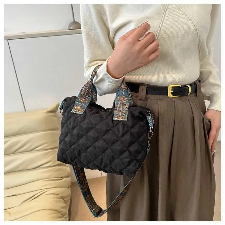 Handtasche fir Fraen mat breedem Gürtel Hierscht/Wanter Rhombus Space Kotteng Schëllertasche mat grousser Kapazitéit - All-Match Shopping241106_voghion.com