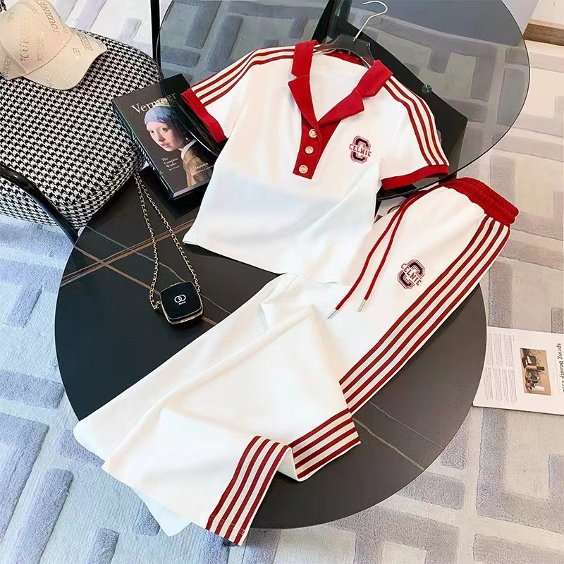Nueva moda para mujer, ropa informal para correr, temperamento y traje deportivo reductor de edad de estilo extranjero