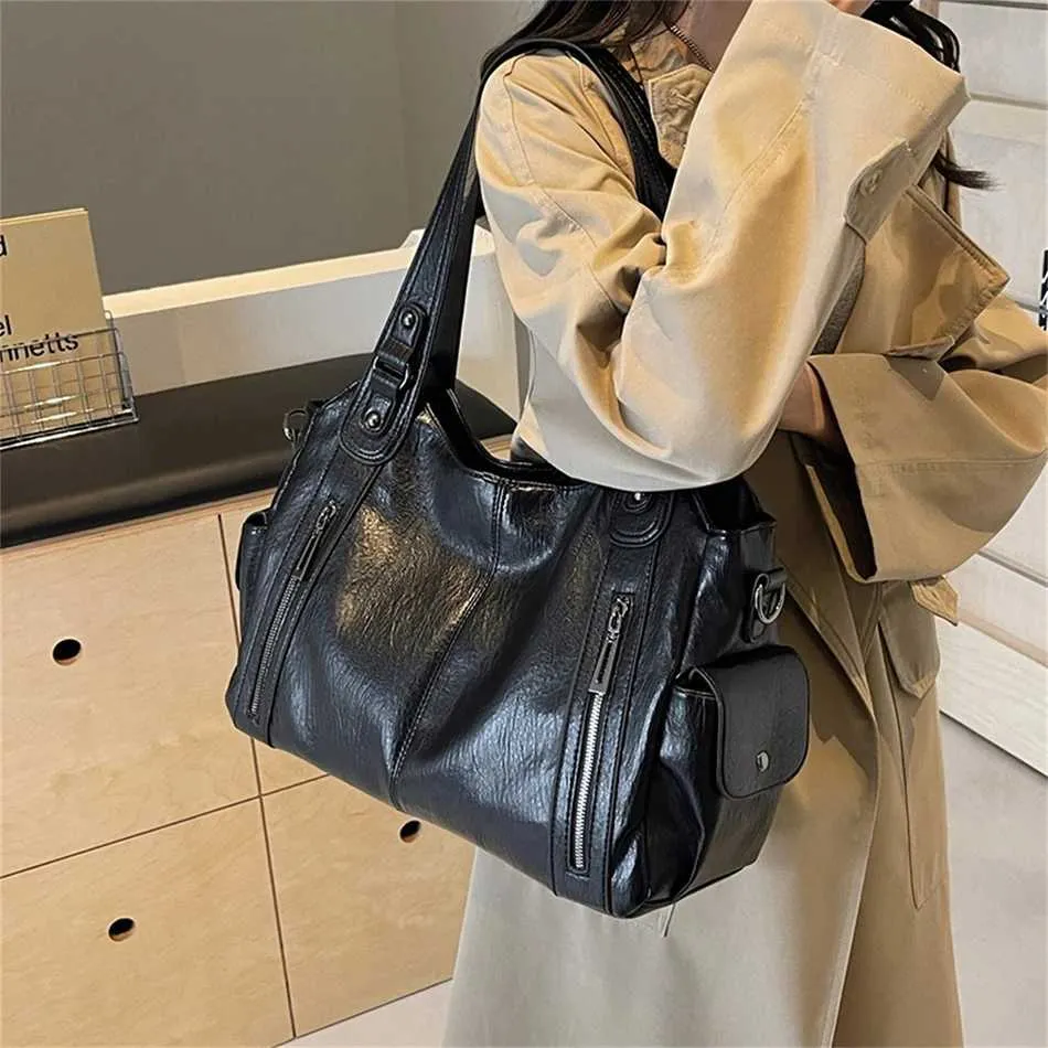 Women's Large Shoulder Bag Two Layer Soft Leather Retro Handbag_voghion.com