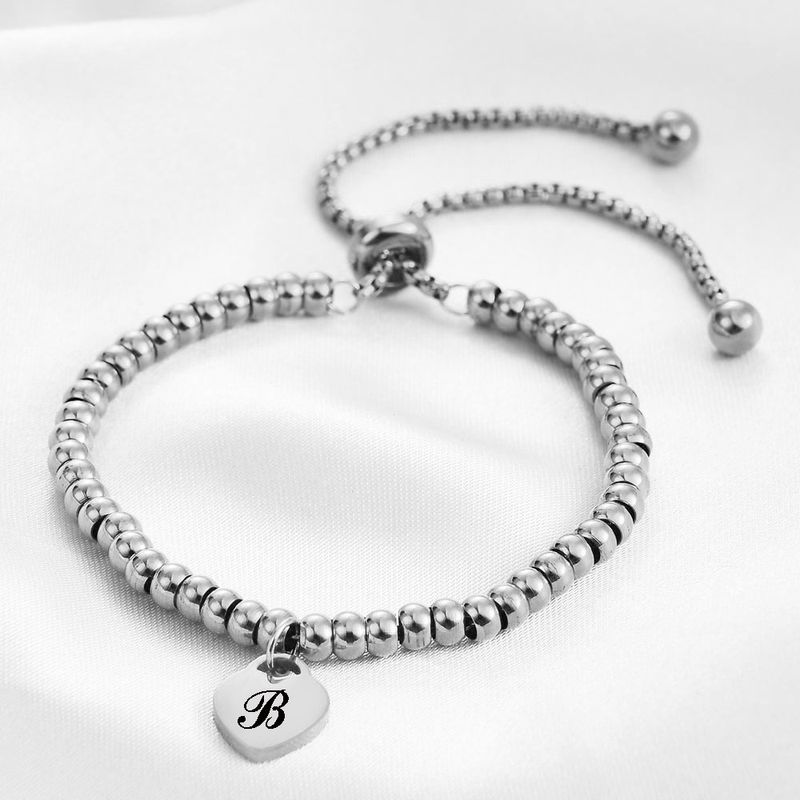 26 Letters Stainless Steel Simple Fashion Heart Shaped Letter Tag Adjustable Round Bead Personality Bracelet_voghion.com