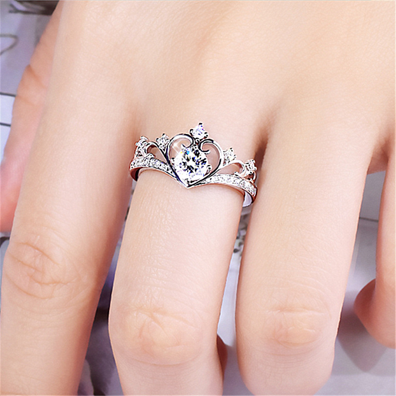 Herz für Frauen Platiniert 1 Karat Prinzessin Krone Süßes Set Diamant Ring_voghion.com