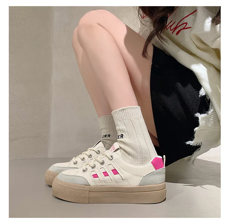Round Toe Retro Thick Soled Board For Women Spring Autumn New Style Fashionable Flat Bottomed Casual Small White Shoes_voghion.com
