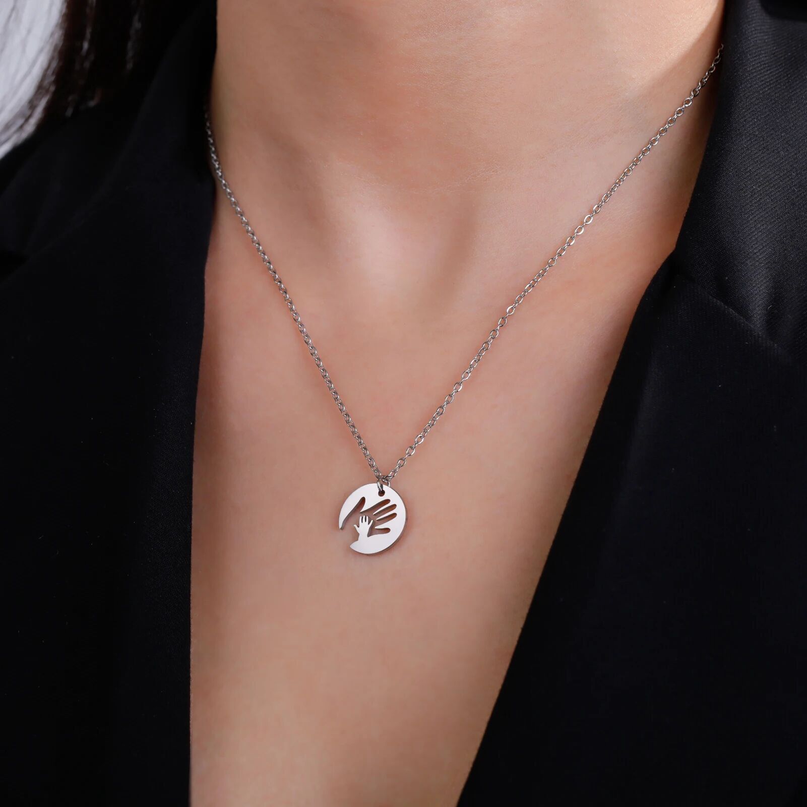 Skyrim Baby Hand Necklace Mother Kid Child Chain Family Mom Gift for Woman Man Stainless Steel Pendant Jewelry Fashion_voghion.com