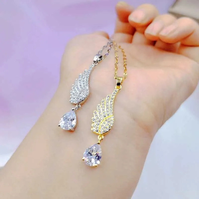 Angel Wing Pendant Necklace Retro Style Micro Inlaid Necklace_voghion.com