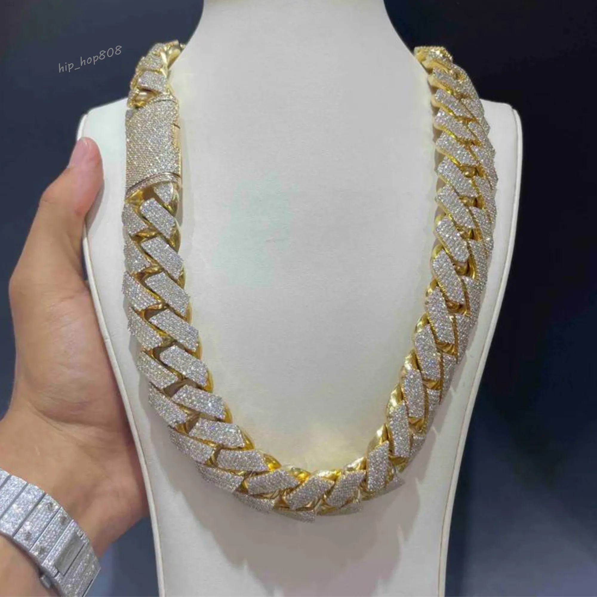 Top Quality Iced Out Cuban Link 20mm Vvs Moissanite Dia Chain Miami Hip Hop 10k Gold / Lab Grown Dias_voghion.com
