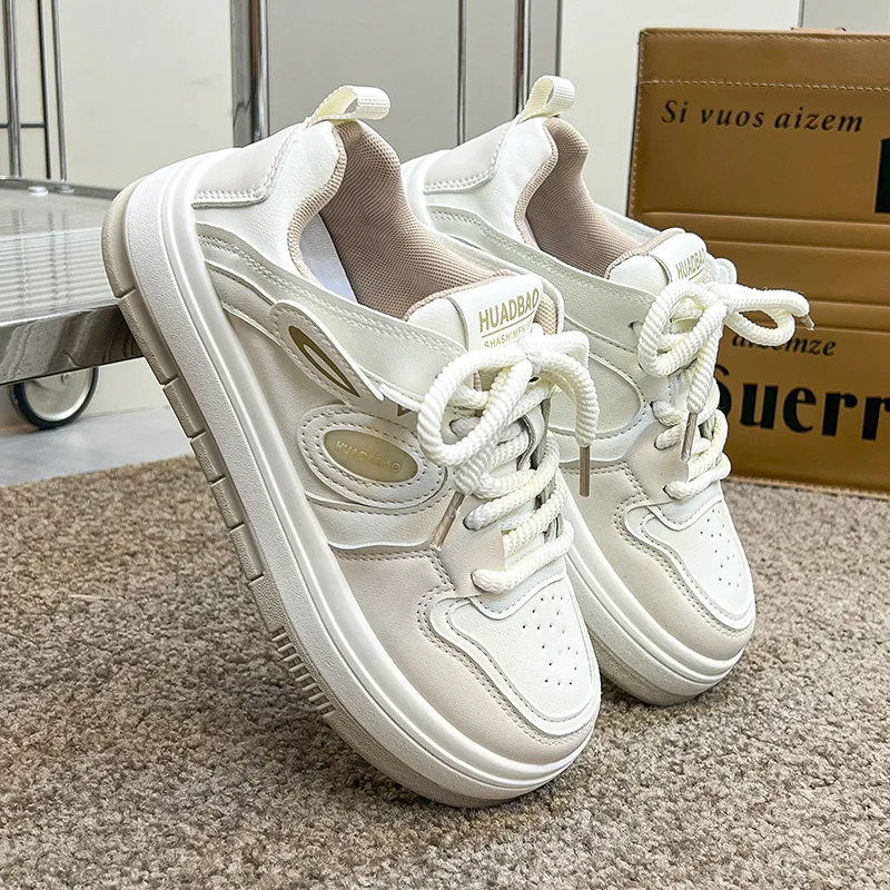 Thick Soled Round Toe Mesh Breathable Cartoon Decoration Sports Skateboard Casual And Versatile Non Slip Board Shoes_voghion.com