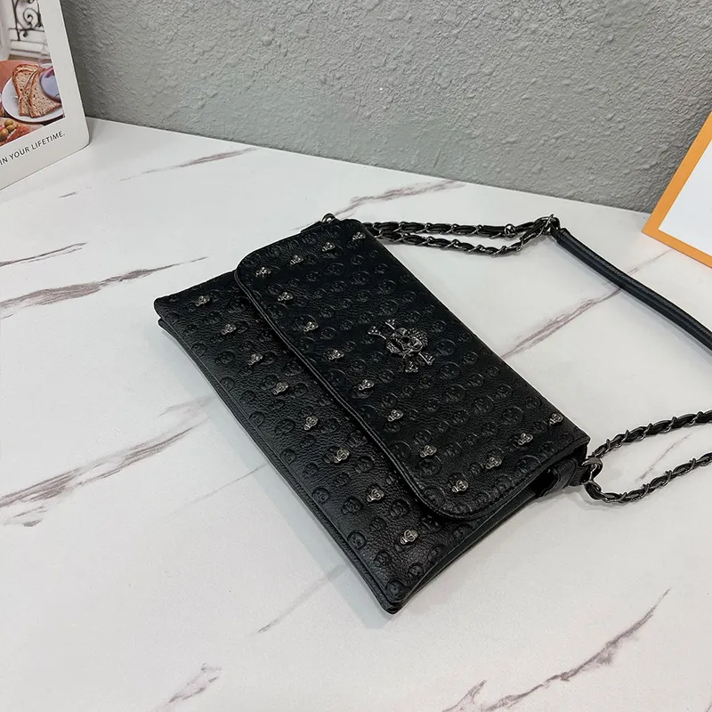 Vintage Niet Schwarz Crossbody Frauen PU Leder Messenger Coole Schädel Schulter Tasche Designer Flap Handtasche Bolso_voghion.com